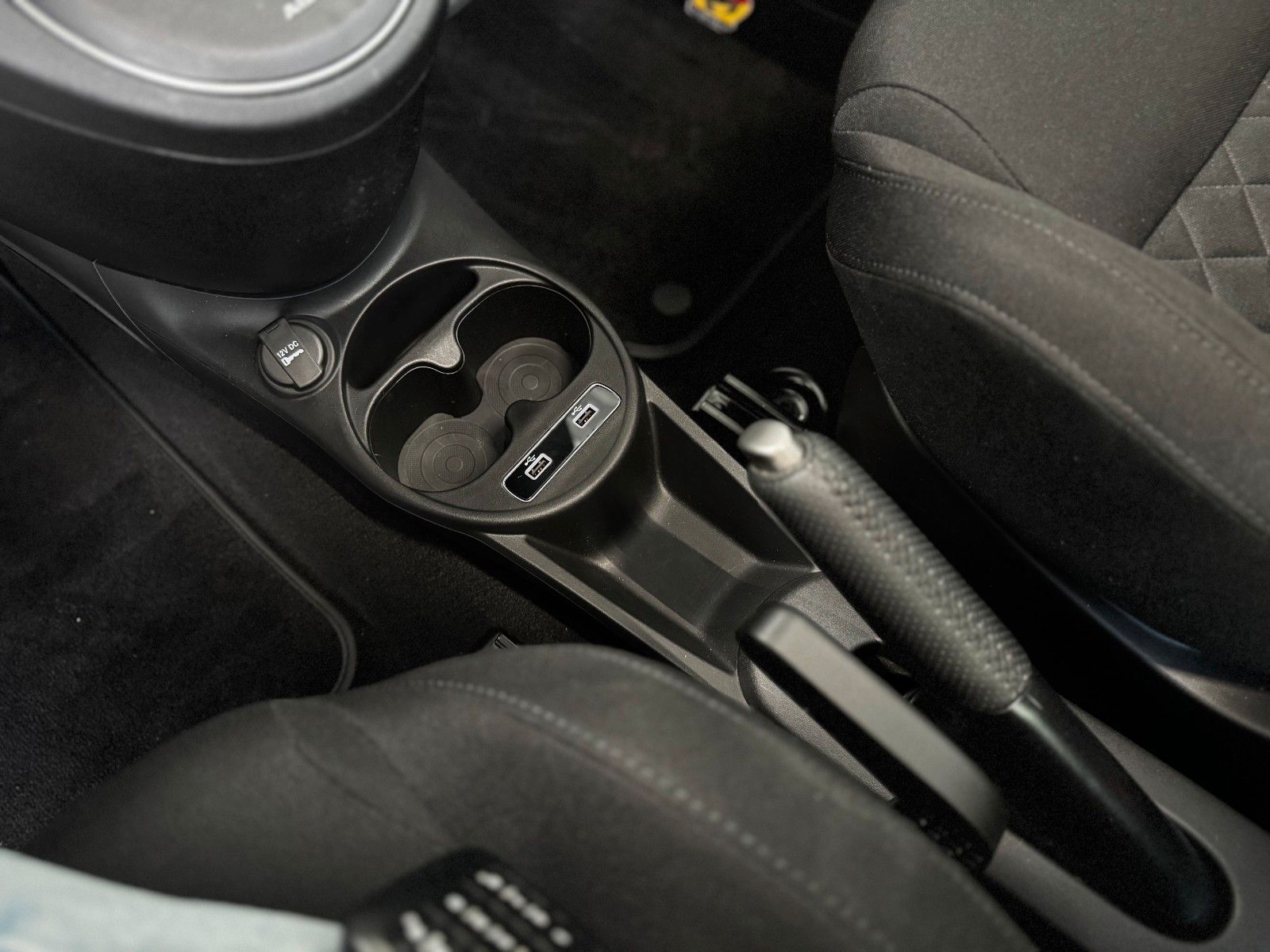 Fahrzeugabbildung Abarth 595 Cabrio Beats Bi-Xenon DAB+ Klima