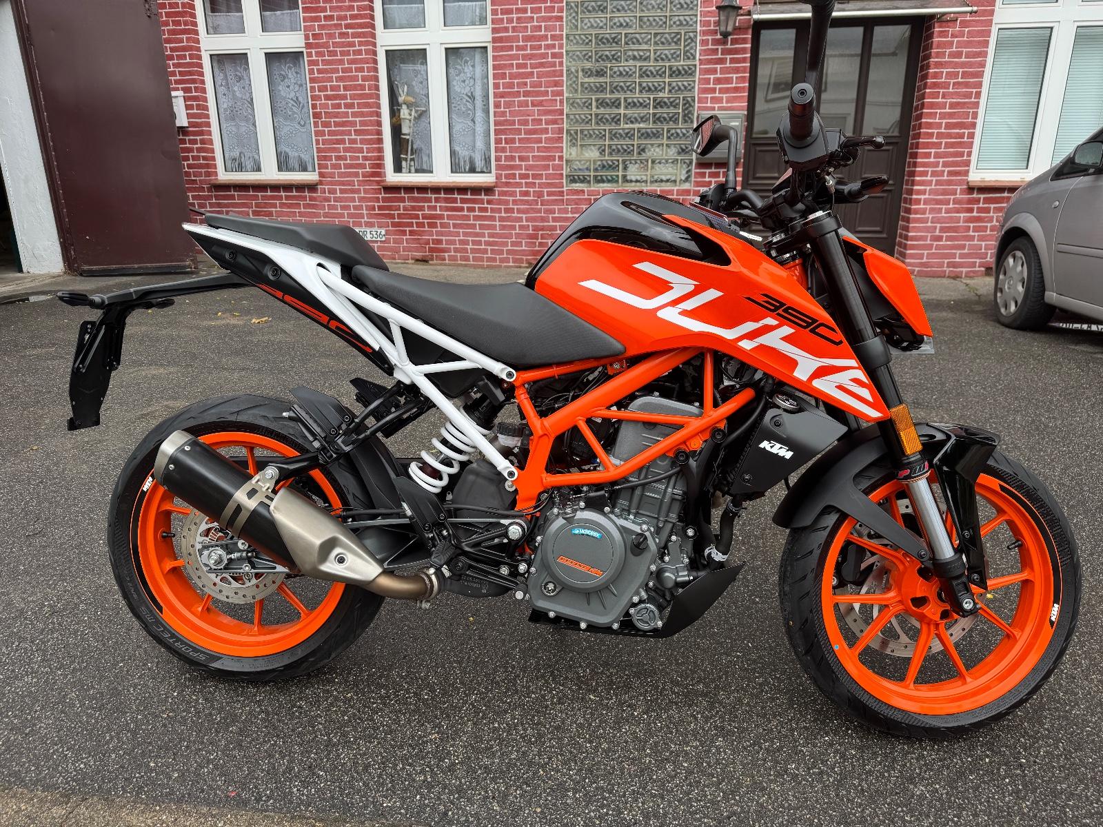 KTM Duke 390