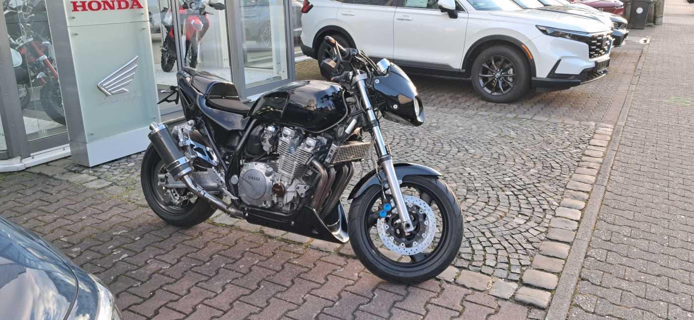 Yamaha XJR1300 BIG BIKE UMBAU VB
