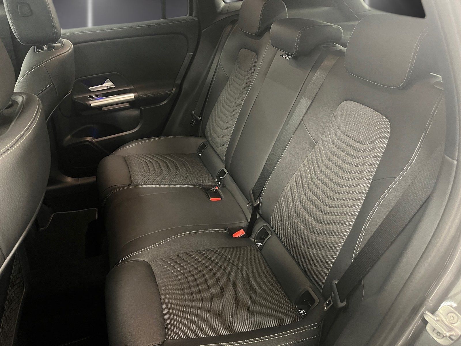 Fahrzeugabbildung Mercedes-Benz GLA 220 d 4M Progressive*360*Totwink*Night*MBUX*
