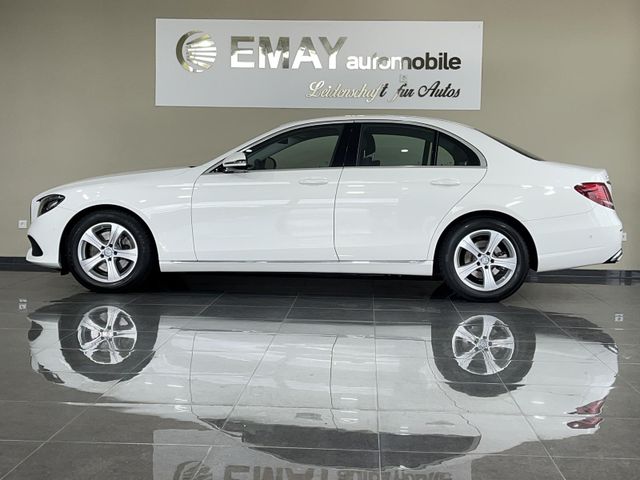 Mercedes-Benz E 200 Avantgarde 4Matic //Navi/LED/