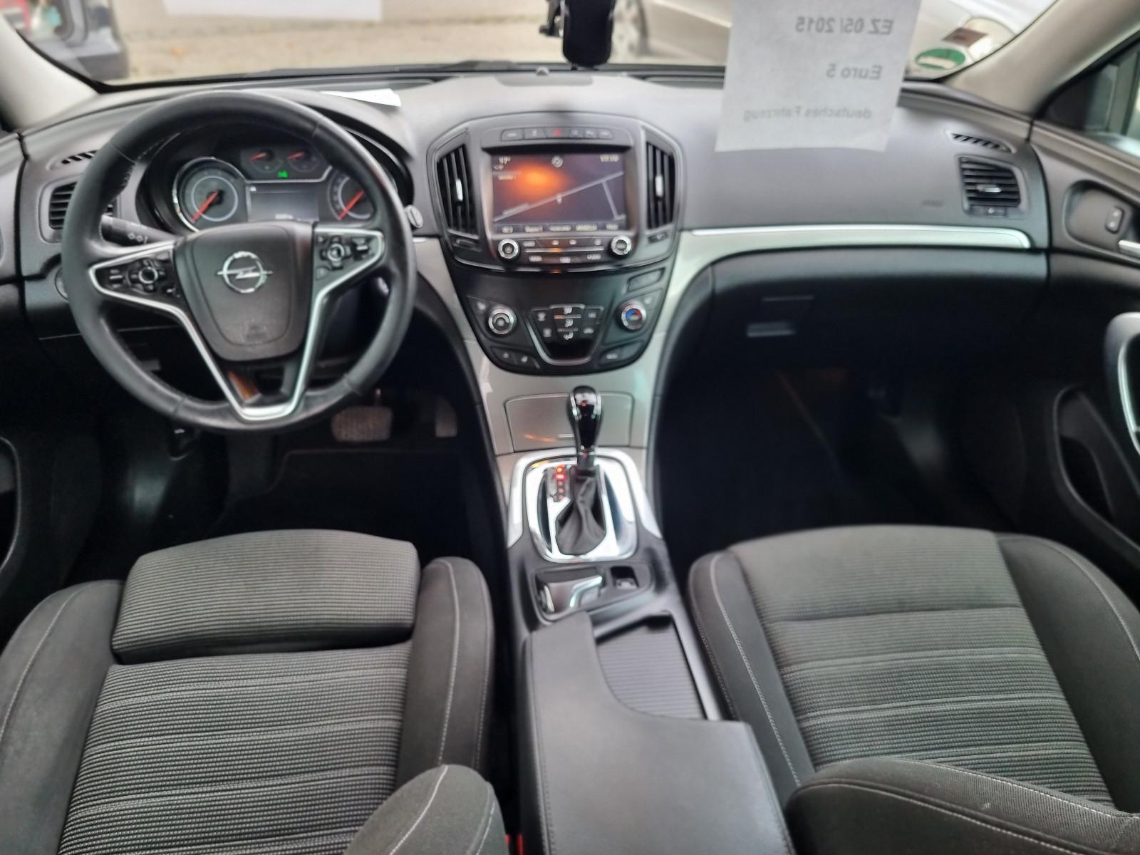 Opel Insignia 2015 — photo 19
