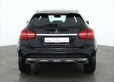 Mercedes-Benz GLA 180 AMG Line Aut. LED Navi 360° Leder PDC - gebrauchte Mercedes-Benz GLA 180 aus dem Jahr 2019