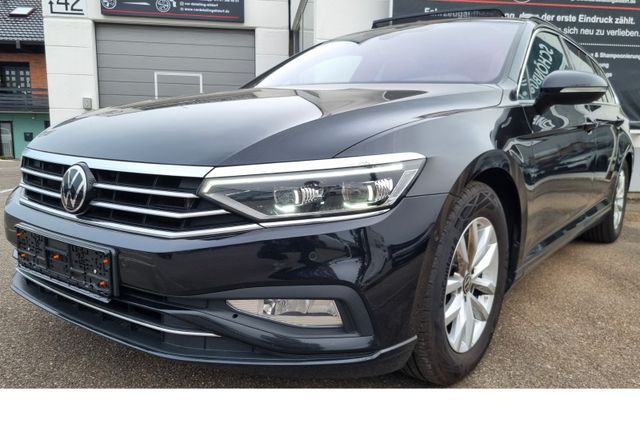 Volkswagen Passat  DSG R-Line Sportpaket Pano AHK Digital