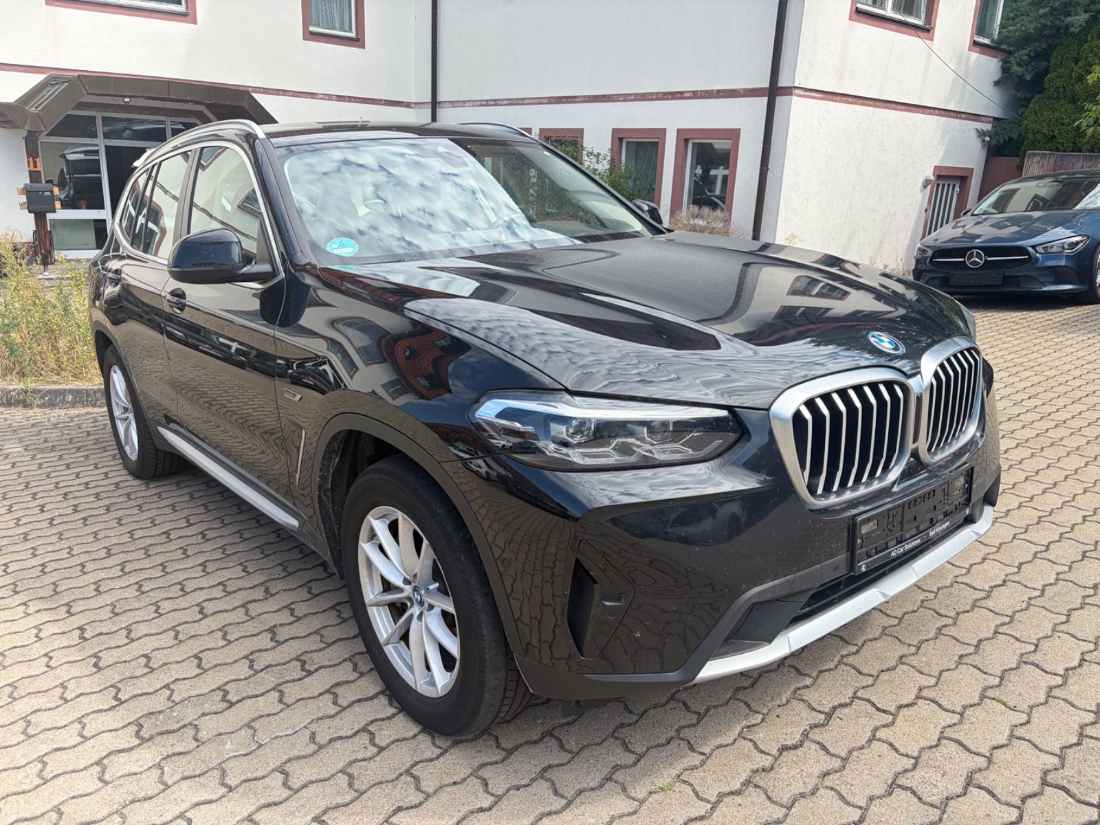 BMW X3 xDrive 30e BMWLiveCockpit AHK HiFi Leder foto 2