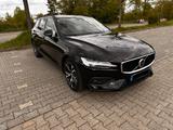 Volvo V60 B3 Core AHK/Standhz./Leder