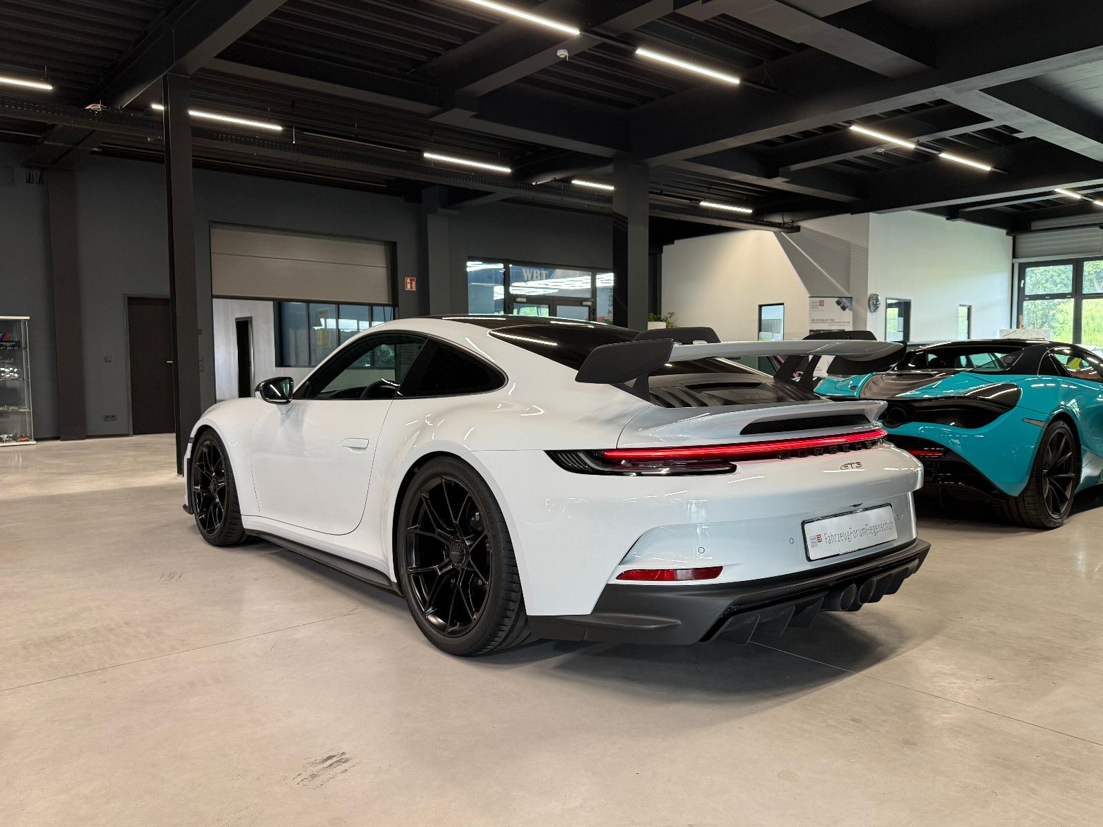 Fahrzeugabbildung Porsche 992/911 GT3-Lift-Clubsport-PCCB-90L.-LED
