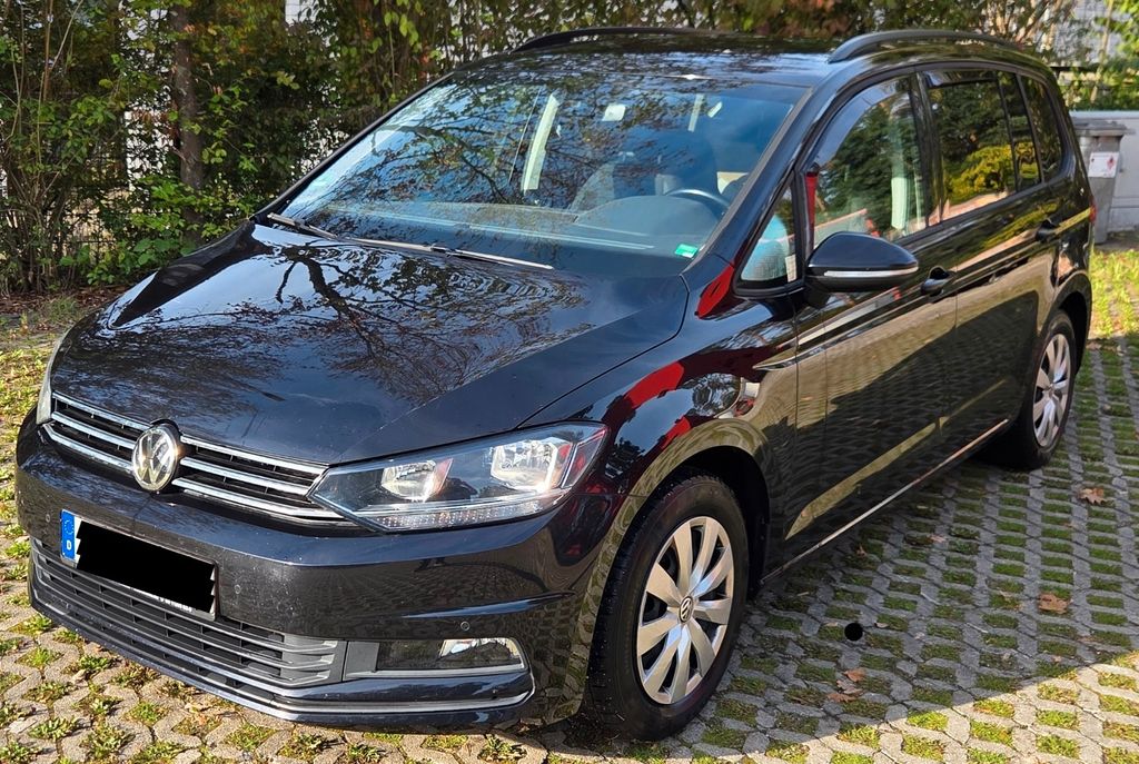 Image of Volkswagen Touran