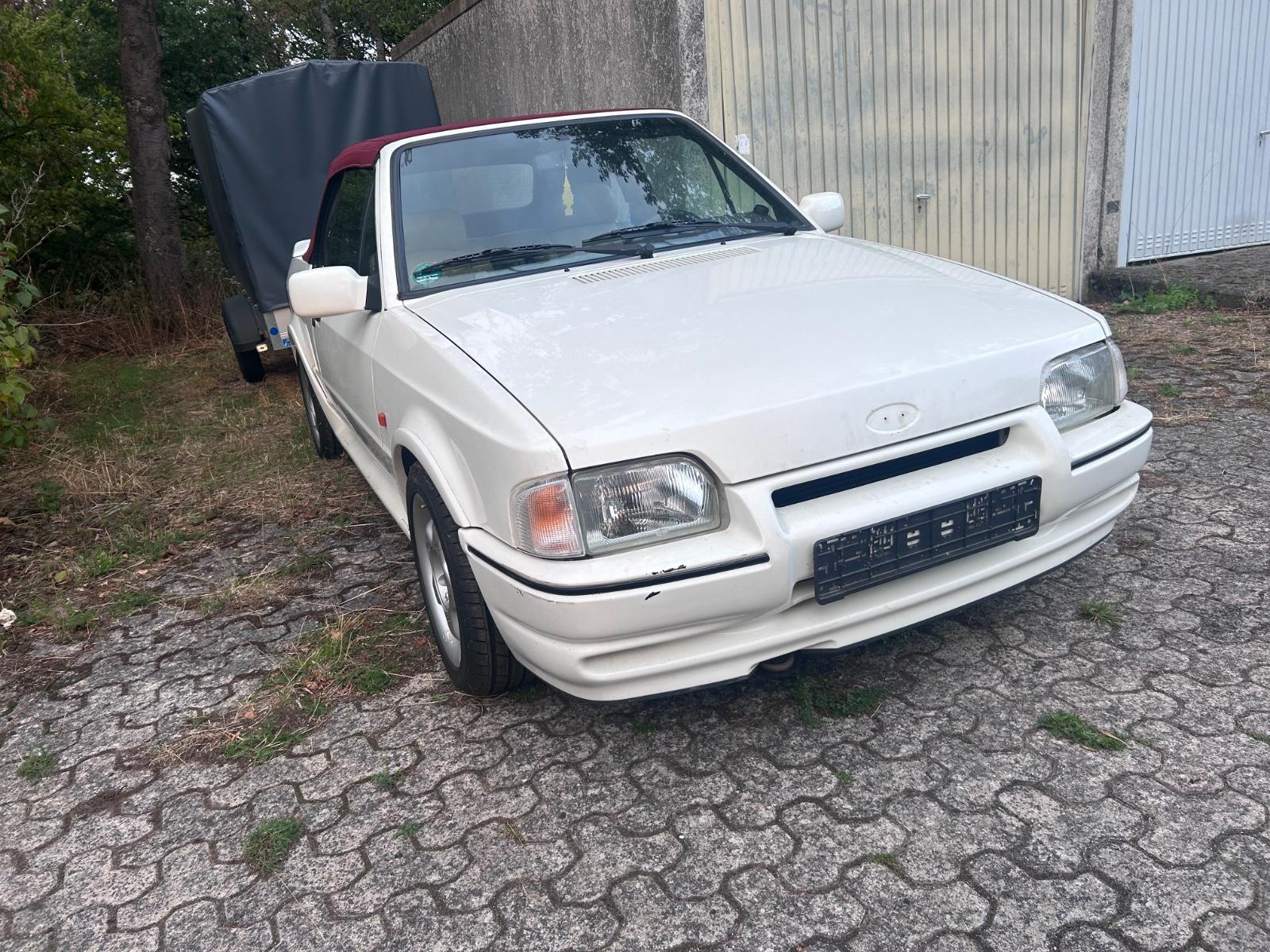 Ford Escort Cabrio Mk 4 "All White" Sonderedition 