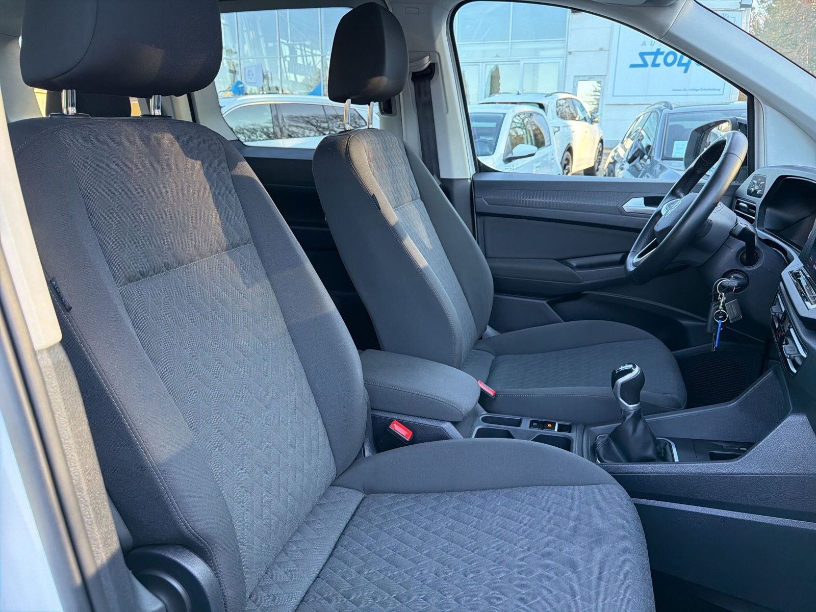 Caddy Life TDi Klima PDC v+h ACC Kamera Appl Car