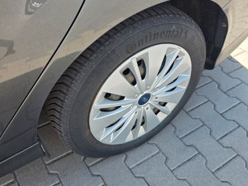 Ford Focus - 8