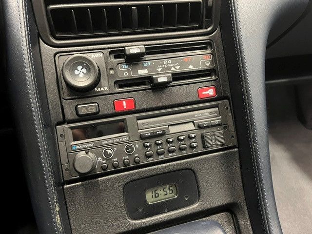 PORSCHE 928 1987
