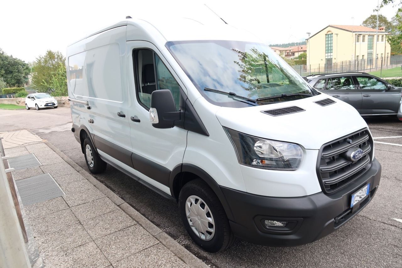 Ford Transit 330 2.0TDCi EcoBlue 130CV PM-TM Tre imagem 3