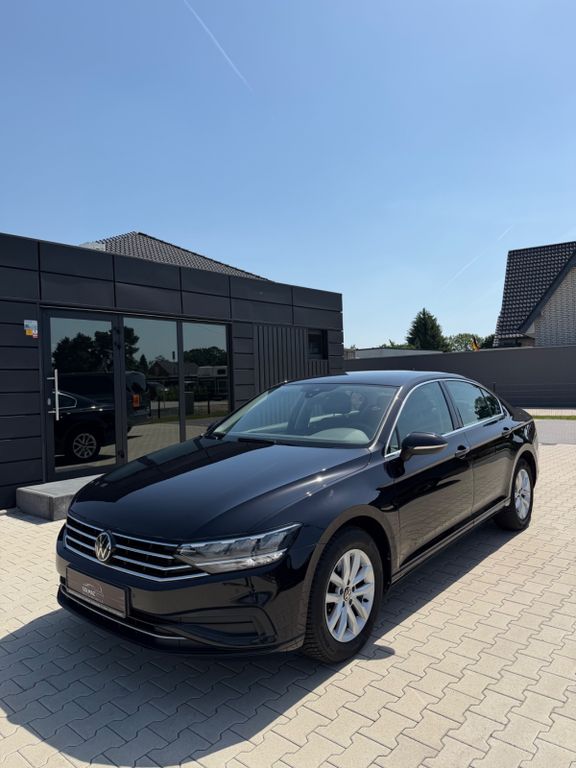 Image of Volkswagen Passat