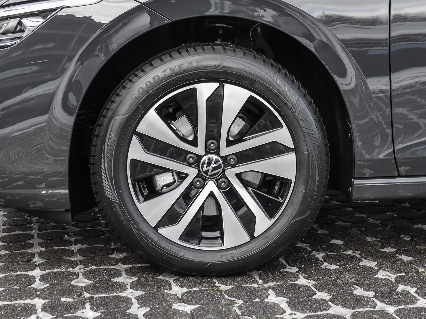 Volkswagen Golf - Bild 8