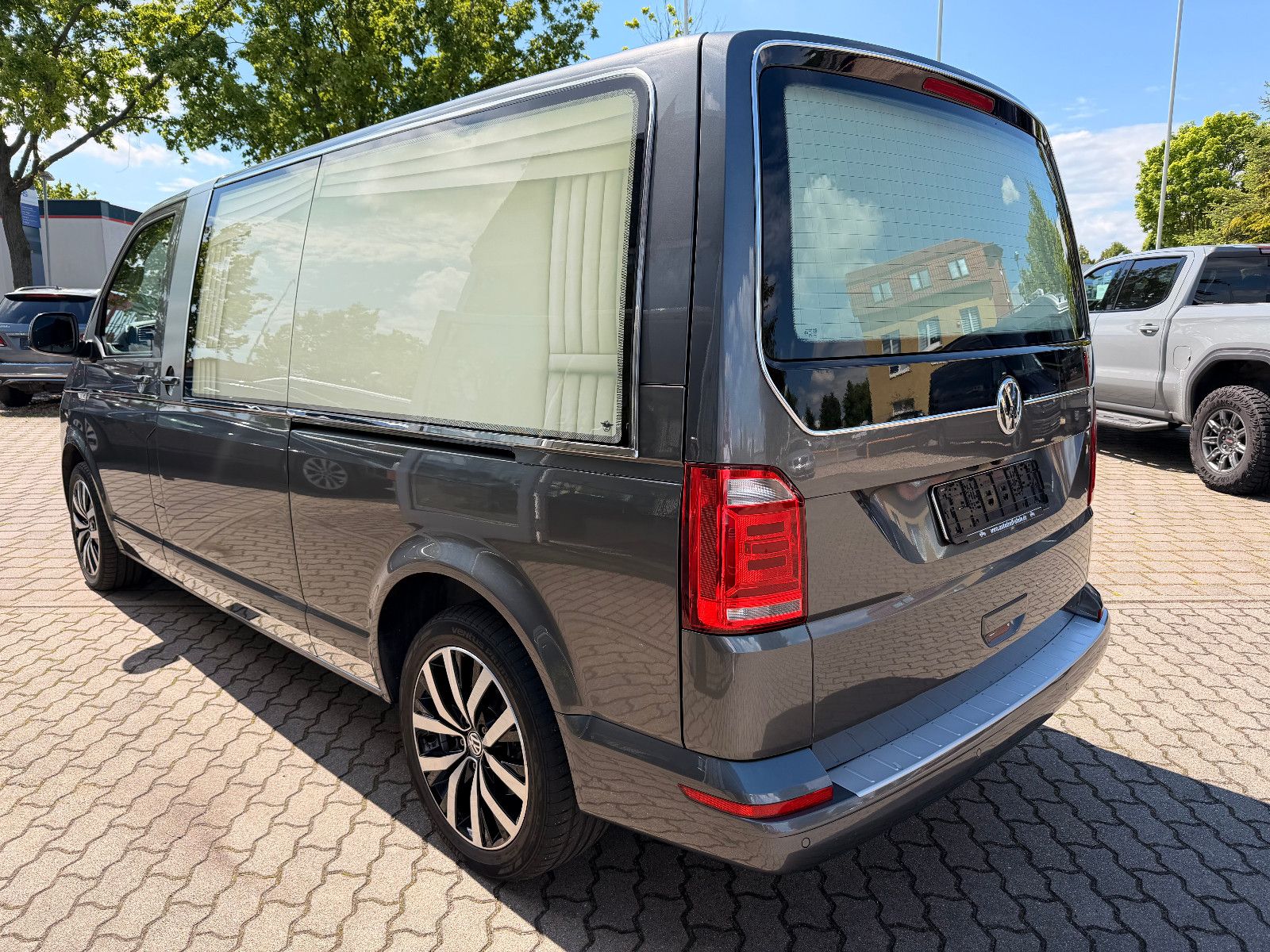 Volkswagen T6 Multivan-Ausstattung Bestattungswagen 4x4 foto 5