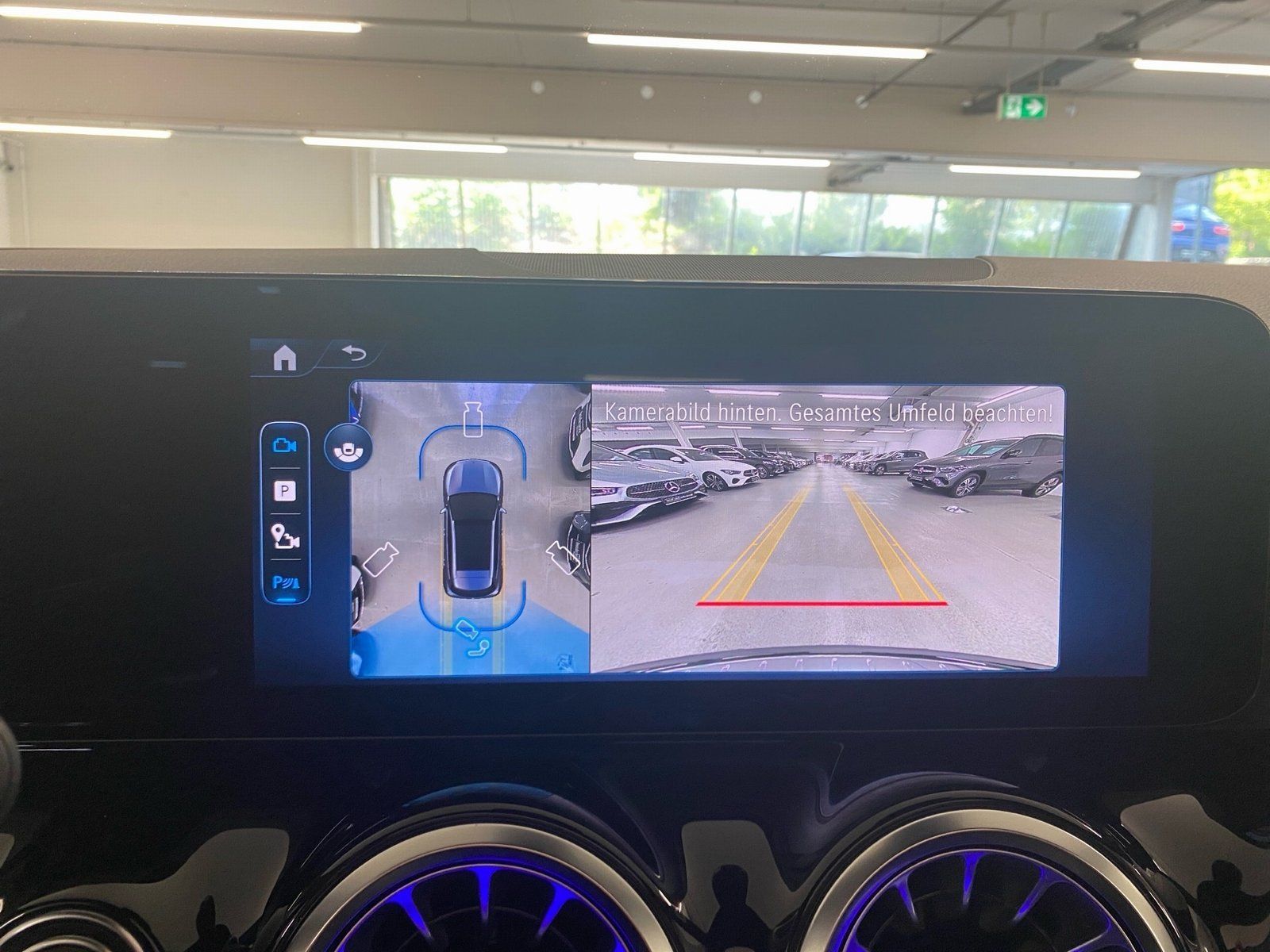 Fahrzeugabbildung Mercedes-Benz GLA 200 AMG Plus*AHK*360**HUD*Pano*MuBeam*Memory