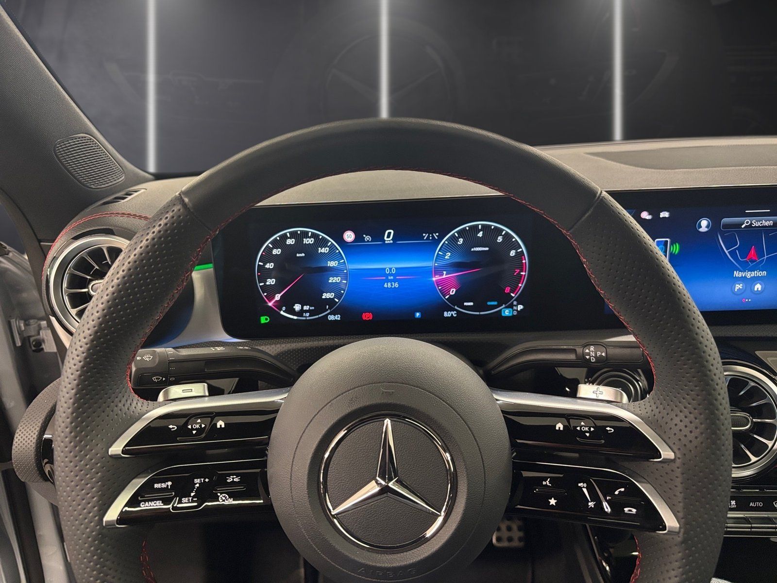 Fahrzeugabbildung Mercedes-Benz CLA 200 AMG PLUS*STDHZG*Pano*HUD*360°*Multibeam*