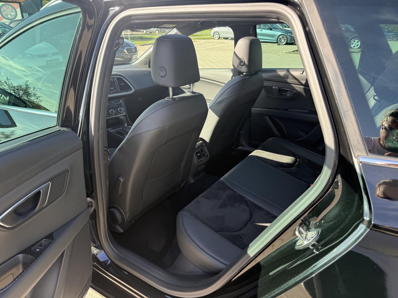SEAT Leon Xcellencen,Virtual,Pano,R-Kamera,AHK,Beats, миниатюра 20