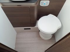 Adria Coral Supreme 670 DL,Automatik,Maxi,160 PS