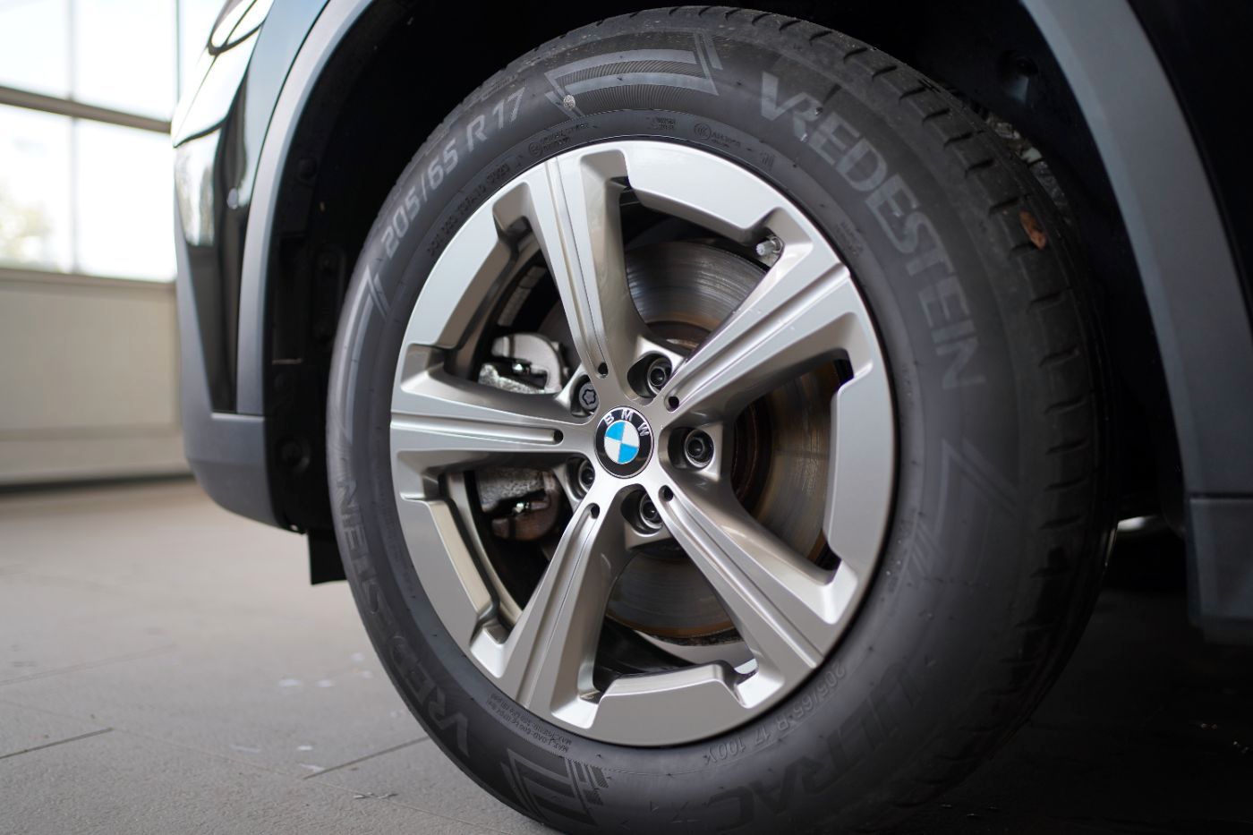 Fahrzeugabbildung BMW X1 20iA Head-Up+ParkingAssis.Plus+LED+Komfortzug