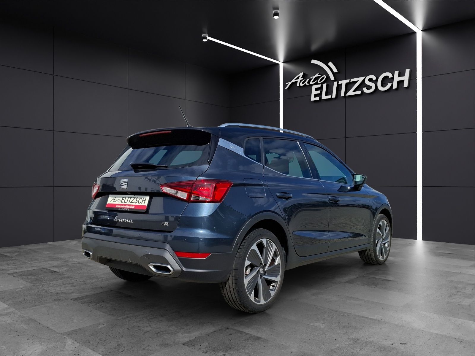 Fahrzeugabbildung SEAT Arona TSI FR-Line DSG LED Navi AID ACC RFK SH LM