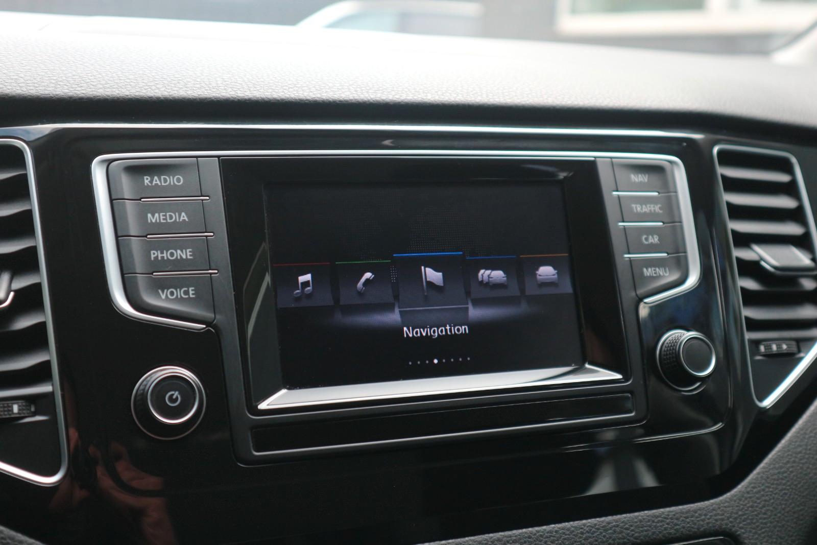Volkswagen Golf Sportsvan VII Highline *2.HD|DSG|XENON|RFK*