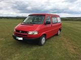 Volkswagen T4 California - rote Volkswagen T4 California