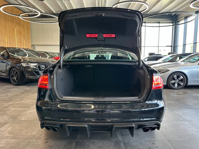 Audi S4 *B&O*TEMPO*NAV*CARBON*PDC*ALCANTARA*20Zoll*