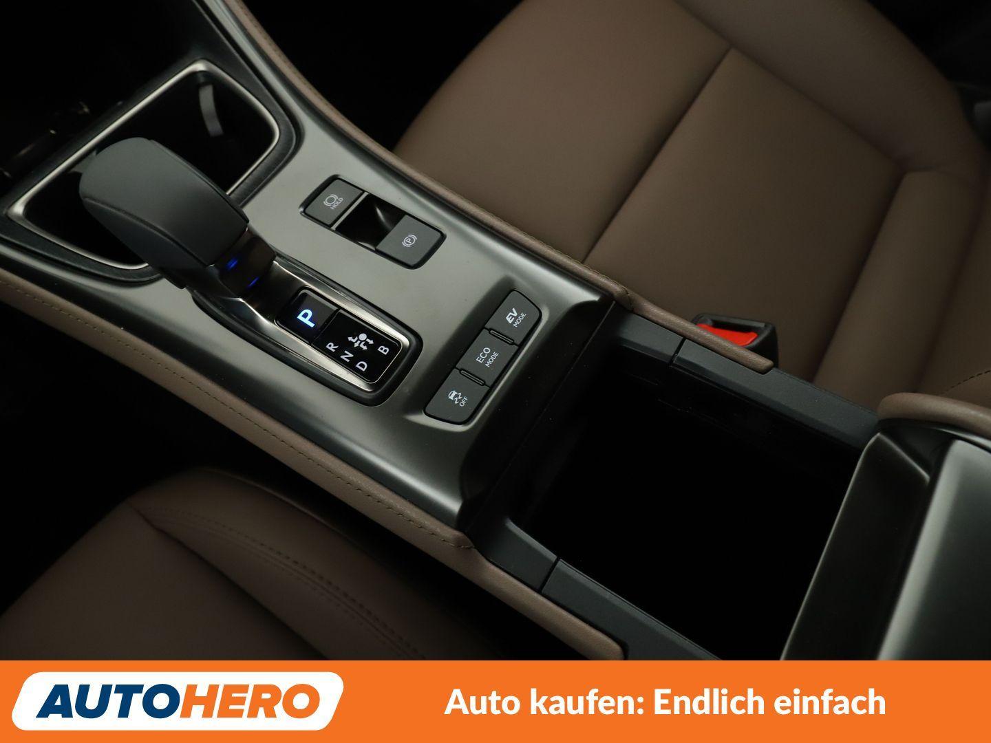 Lexus LBX-Serie 1.5 Hybrid Elegant Aut.*NAVI*LED*SPUR*