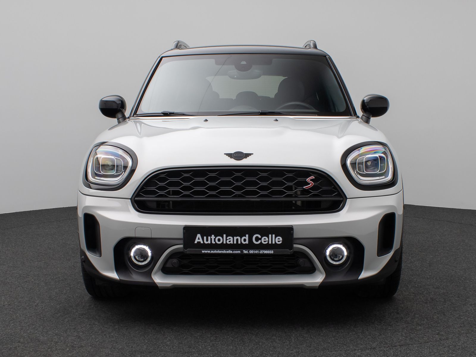 Fahrzeugabbildung MINI Cooper SD Countryman ALL4 HUD DAB Kamera 19Zoll