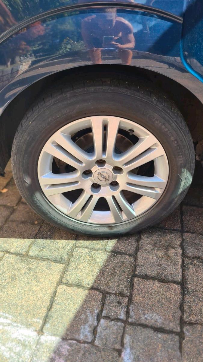 Opel Zafira 2012 — photo 7