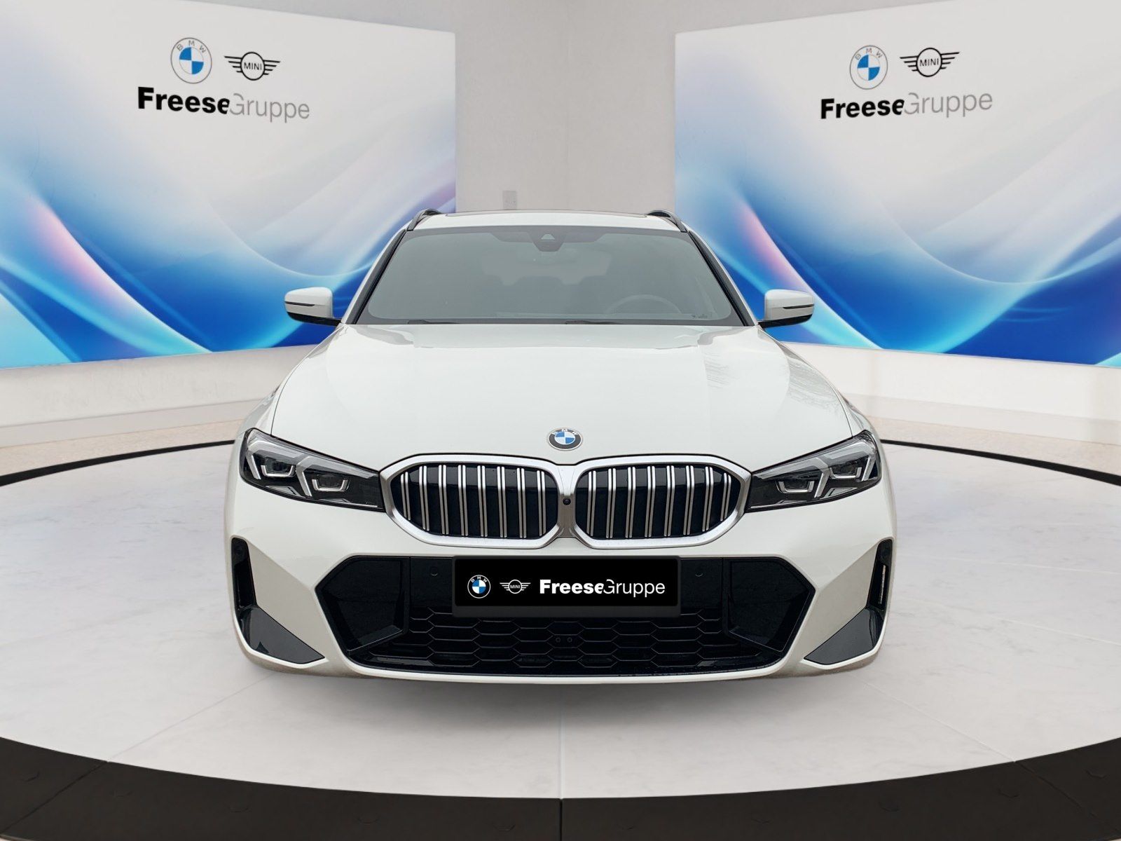 BMW 320d Touring 360° HEAD-UP PANO RFK HIFI LORDOSE foto 2