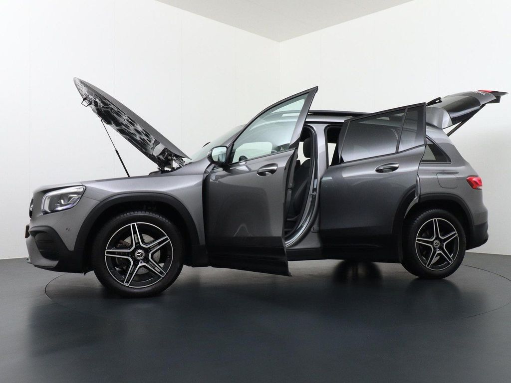 Mercedes-Benz GLB 180 AMG Business Solution | Panorama - Schie
