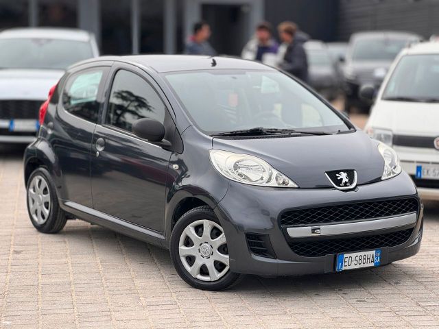 Peugeot 107 1.0 68CV 5p. Plaisir