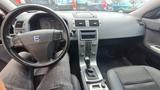 Volvo V50 Kombi 2.0 D Momentum - Volvo V50 Momentum mit Diesel-Antrieb