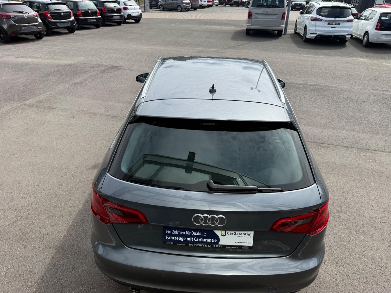 Audi A3 Sportback Sport Paket*XEN*PDC*SHZ*TEMP*HU NEU