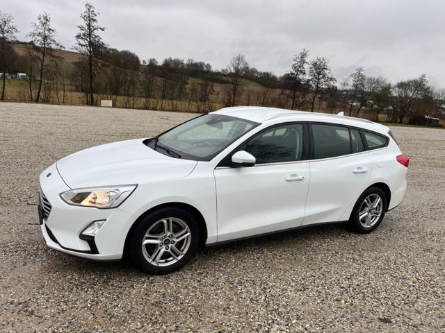 Ford Focus Turnier Cool & Connect,Navi,Festpreis