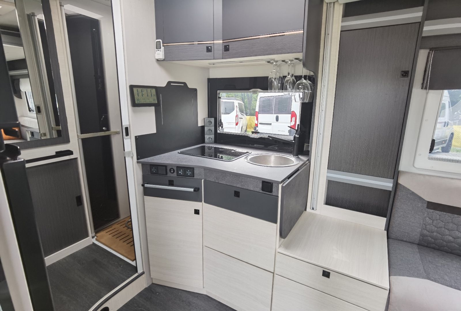 Fahrzeugabbildung Chausson 630  Titanium Premium