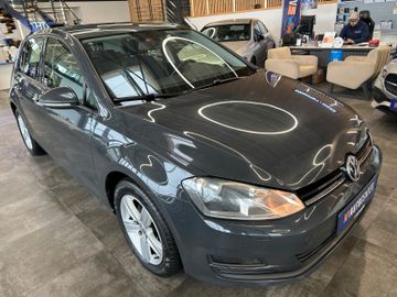 MYAUTOCENTER – Gebraucht- und Jahreswagen mit Werkstattservice in Pfaffenhofen Volkswagen Golf VII Lim. Comfortline BMT *Klima*TÜV*