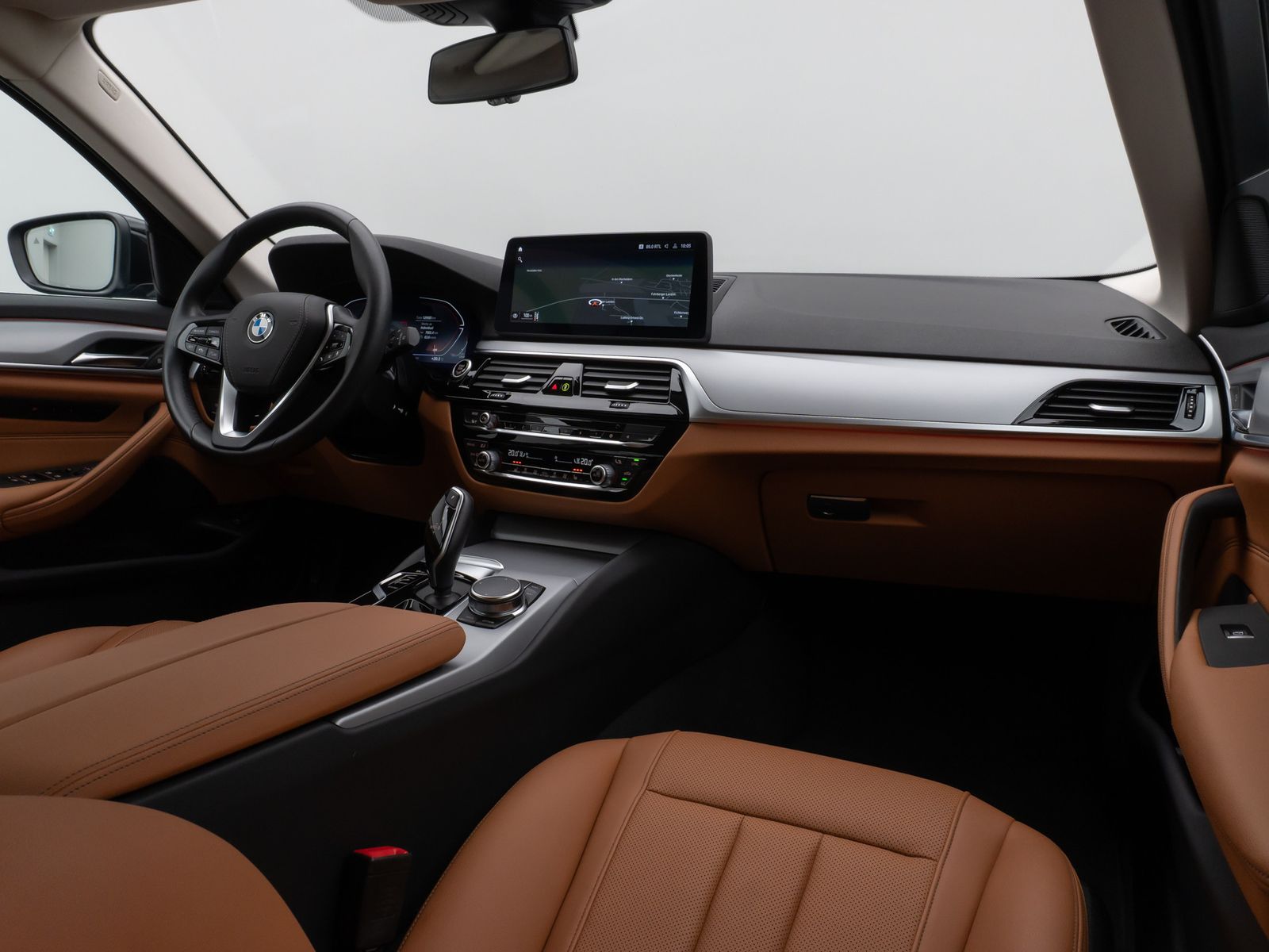 Fahrzeugabbildung BMW 540i xD Laser HUD DAB HiFi AHK Komfort Alarm