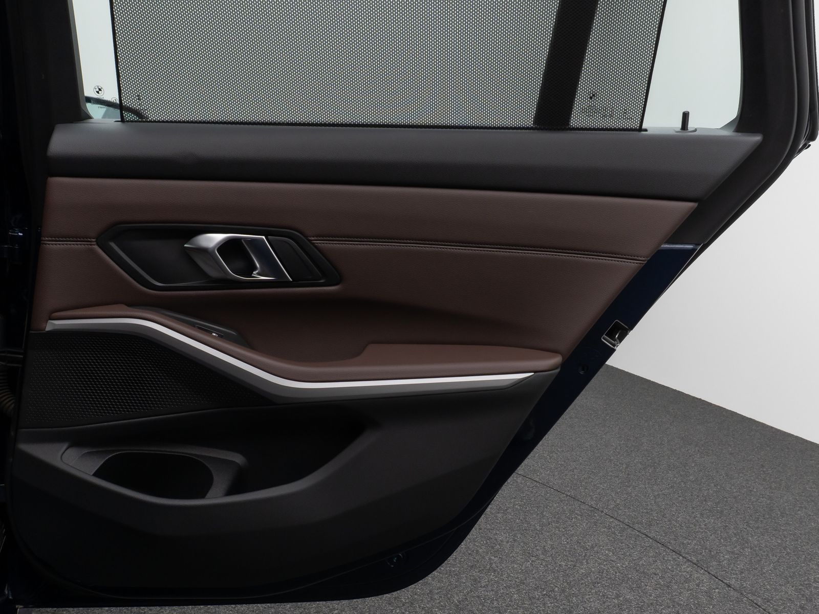 Fahrzeugabbildung BMW 320d xD Kamera HUD DAB Komfort Sport Individual