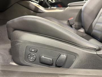 صورة مصغرة 18 لـ 2026 BMW M240I
