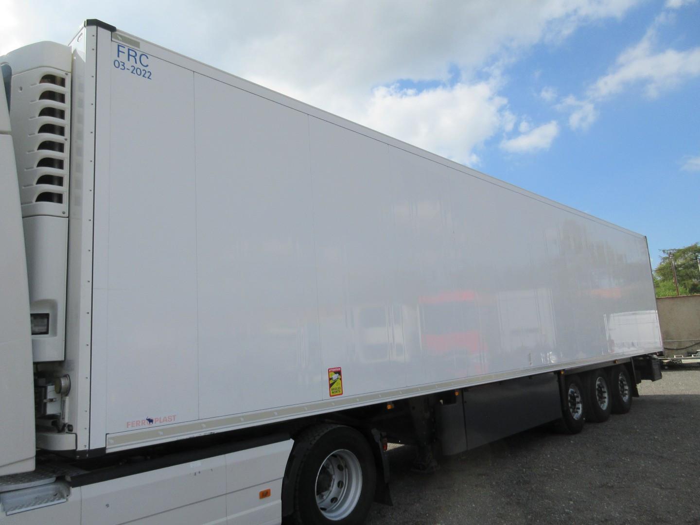 Schmitz Cargobull SKO 24L, MEAT/FLEISCH, lift