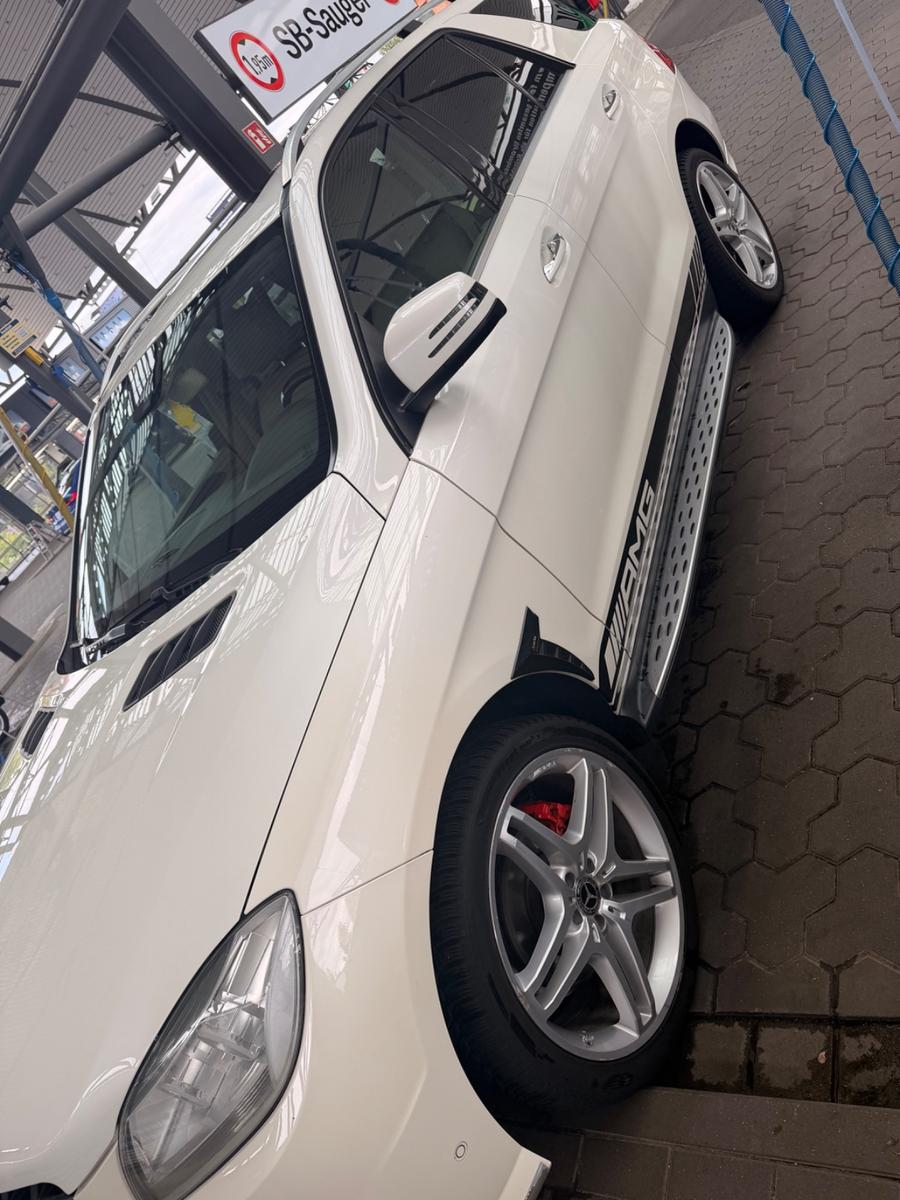 Mercedes-Benz ML 350 4MATIC BlueEFFICIENCY Standard