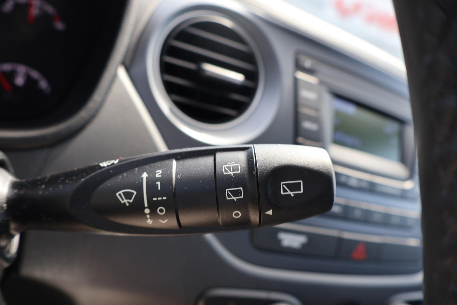 Hyundai i10 1.0 YES! Tempomat Freisprechanlage Klima