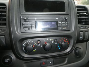 Renault Trafic - 8