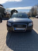 Audi A4 2.0 multitronic -