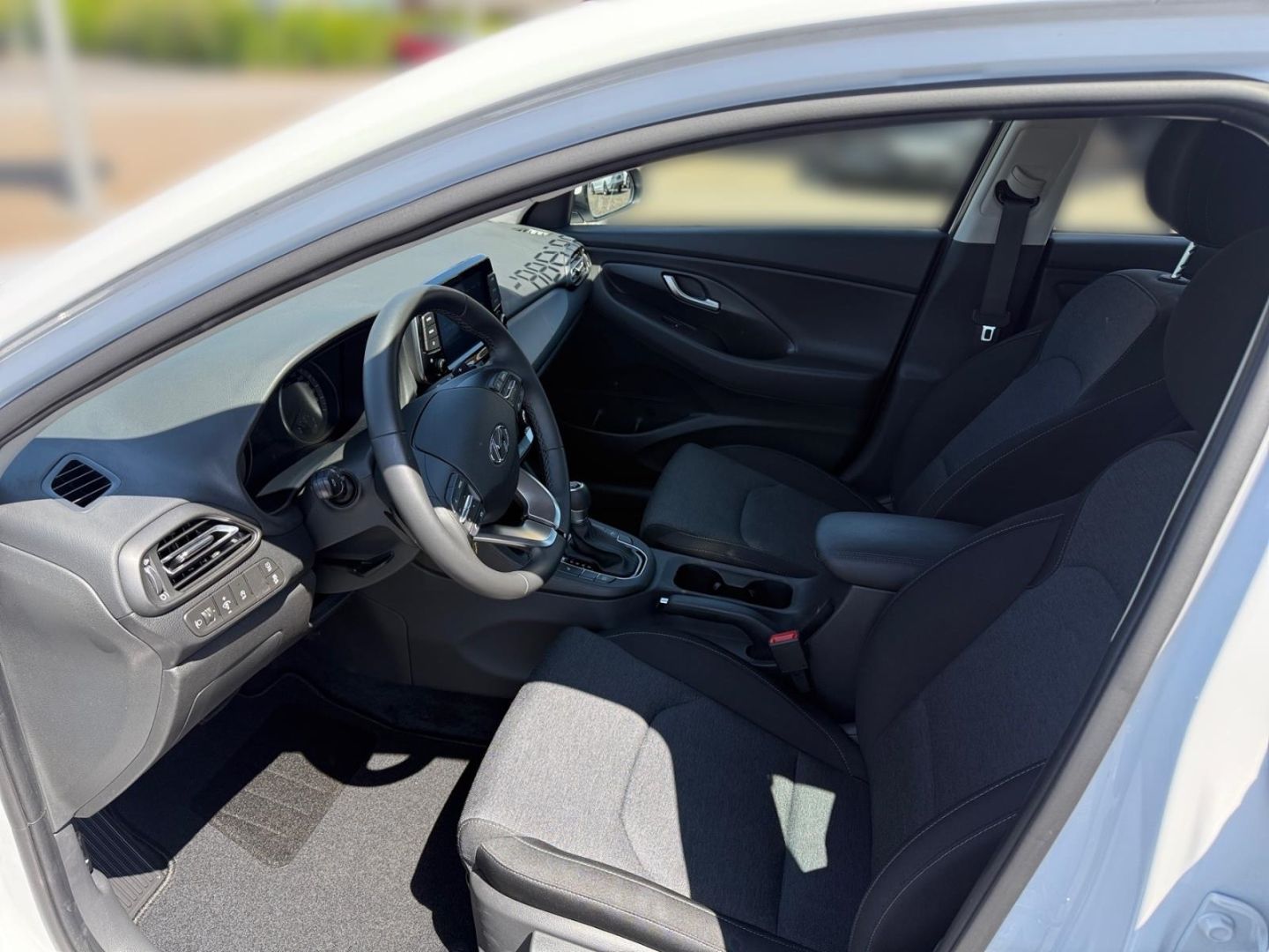Fahrzeugabbildung Hyundai i30 1.0T Kombi Select Mild-Hybrid (48V) 7-DCT Al