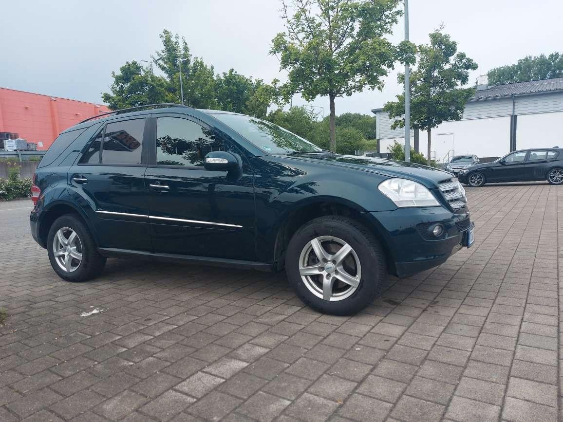 Mercedes-Benz ML 320  offroad paket